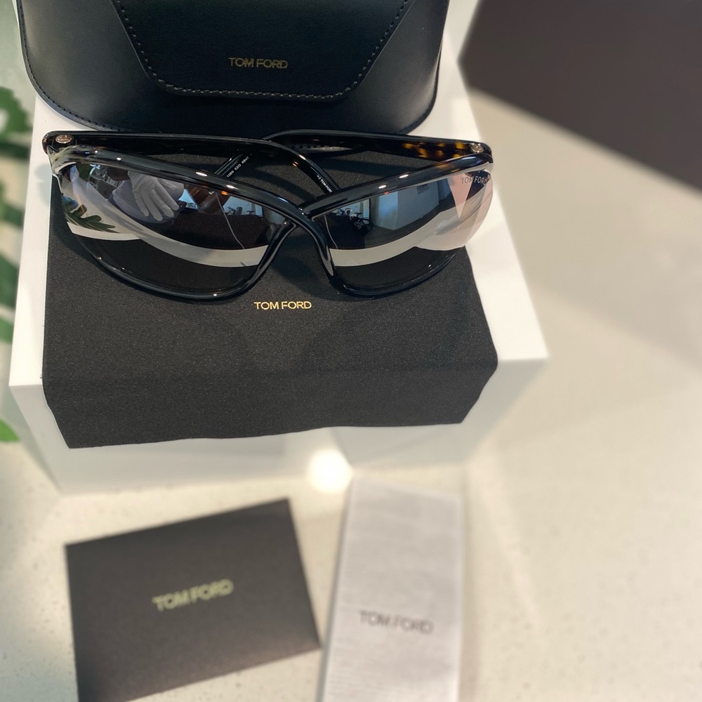 Tom Ford Women's Sunglasses in Black and Brown